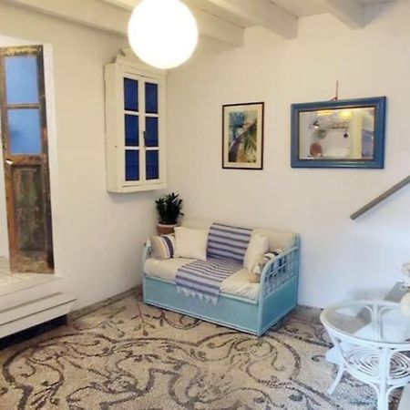Town House With Rooftop Jacuzzi Rhodes City المظهر الخارجي الصورة