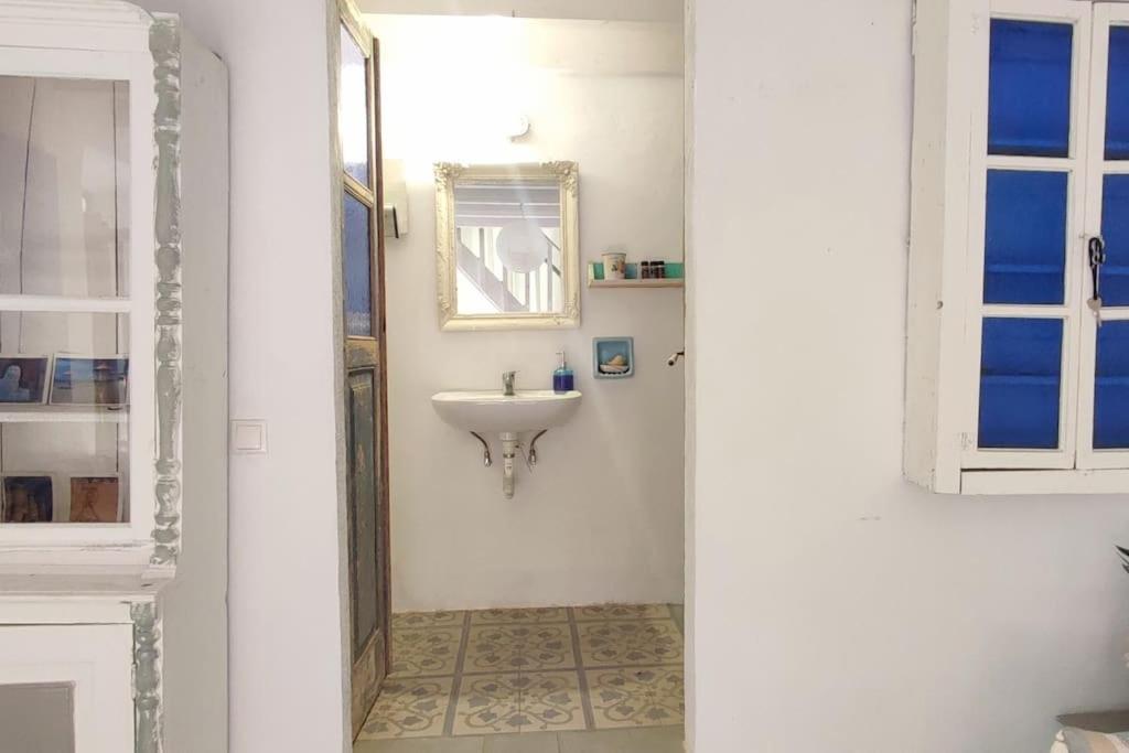 Town House With Rooftop Jacuzzi Rhodes City المظهر الخارجي الصورة