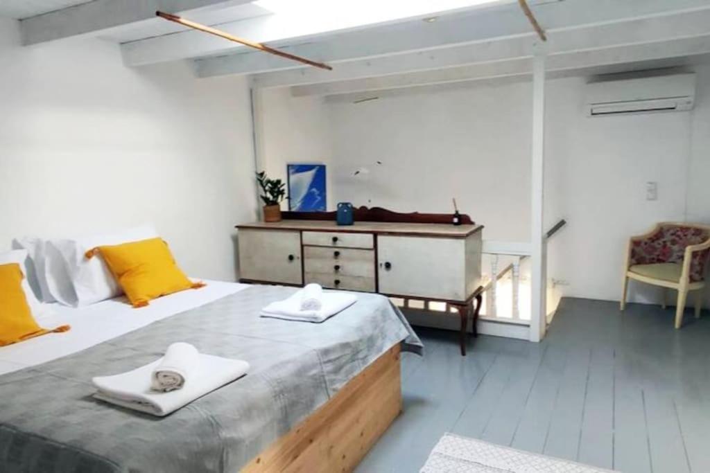 Town House With Rooftop Jacuzzi Rhodes City المظهر الخارجي الصورة